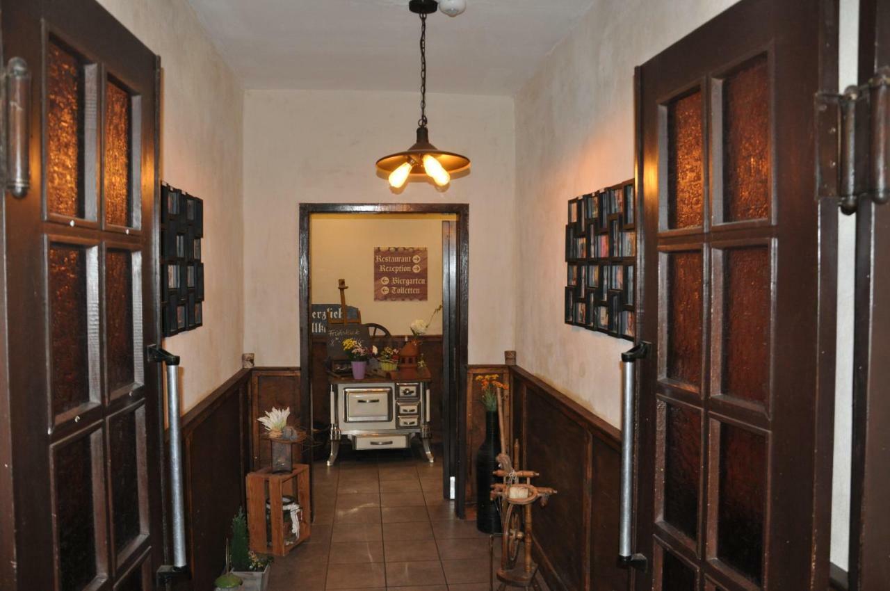 Hotel Ratskeller Neustadt Esterno foto