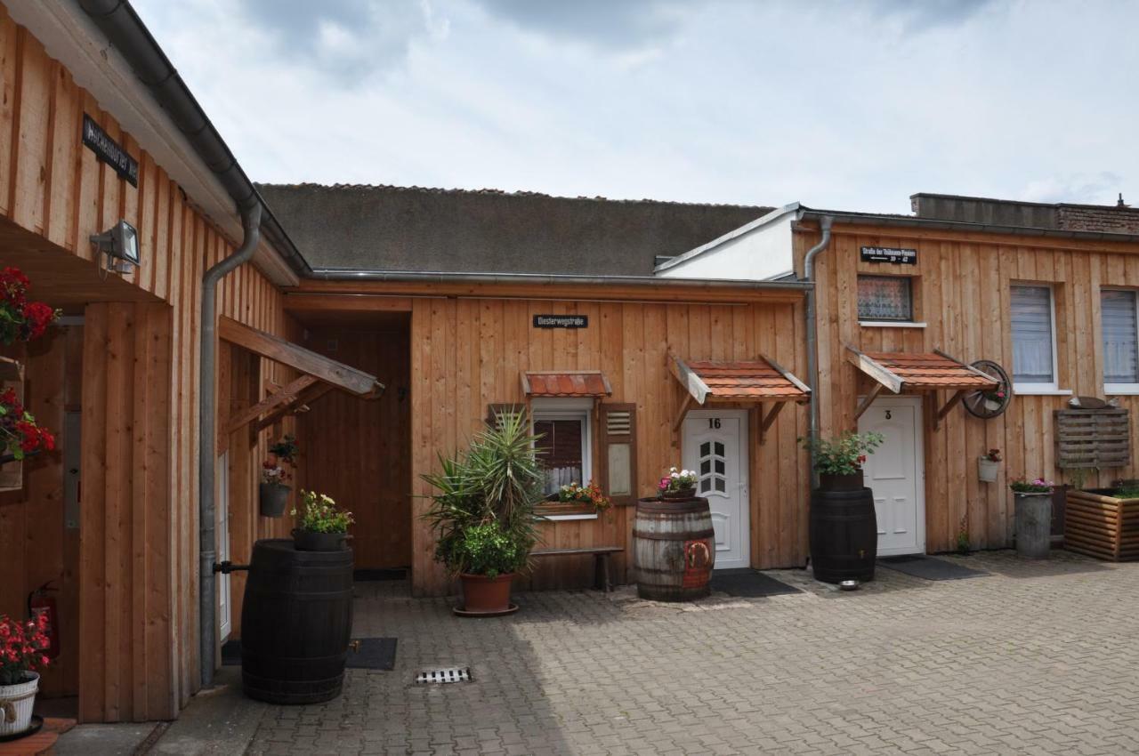 Hotel Ratskeller Neustadt Esterno foto